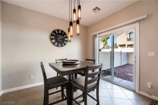 Photo #4: 2571883 Listing 