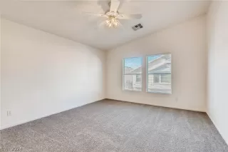 Photo #4: 2571906 Listing 