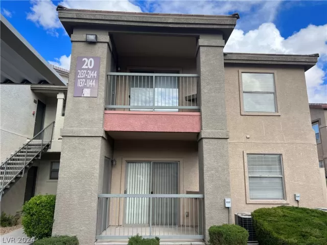 MLS: 2571928 Condo For Sale