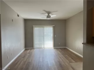 Photo #4: 2571928 Listing