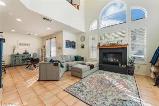 Photo #4: 2571930 Listing 