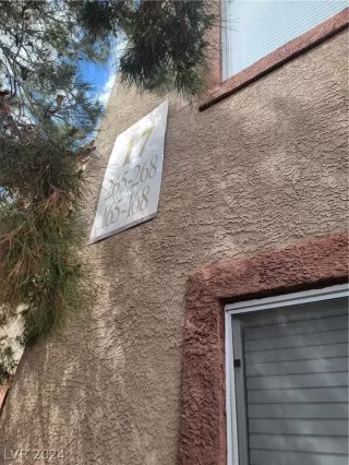 Photo #2: 2571953 Listing 
