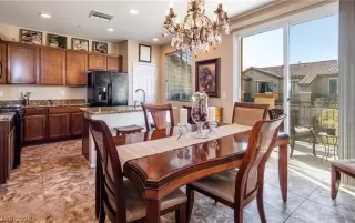 Photo #2: 2571962 Listing 