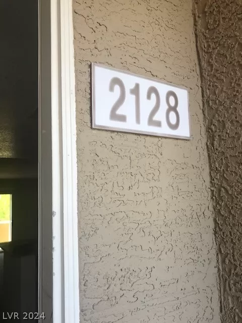 MLS: 2571964 Condo For Sale