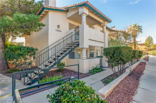 MLS: 2571993 Condo For Sale