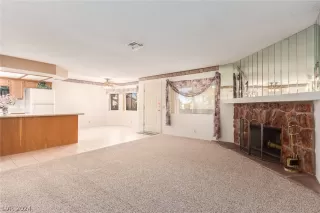 Photo #3: 2571993 Listing