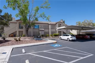 Photo #2: 2572002 Listing