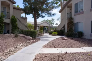 Photo #3: 2572002 Listing