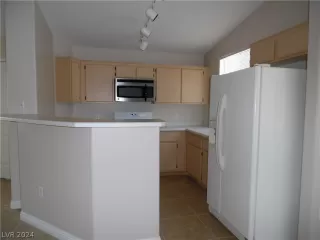 Photo #5: 2572052 Listing 