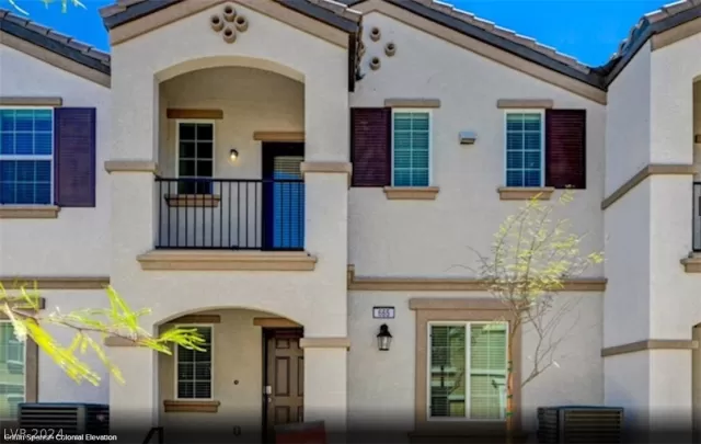 MLS: 2572062 Condo For Sale