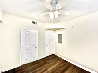 Photo #2: 2572071 Listing 