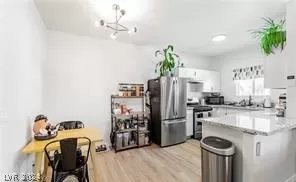 Photo #6: 2572073 Listing