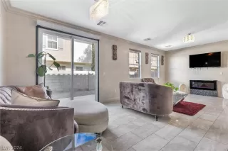 Photo #2: 2572076 Listing 