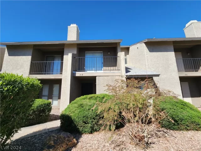 MLS: 2572078 Condo For Sale