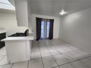 Photo #5: 2572078 Listing 