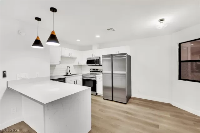 MLS: 2572093 Condo For Sale