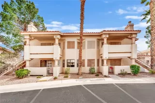 Photo #2: 2572093 Listing