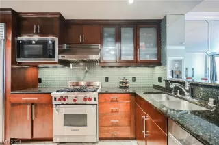 Photo #6: 2572116 Listing