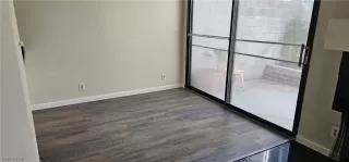 Photo #3: 2572121 Listing 