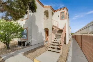 Photo #1: 2572128 Listing 