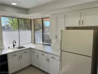 Photo #3: 2572208 Listing 