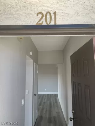 Photo #3: 2572269 Listing 