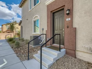 Photo #1: 2572275 Listing 