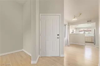 Photo #5: 2572311 Listing 