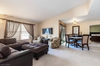 Photo #2: 2572330 Listing 