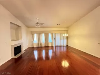 Photo #1: 2572341 Listing