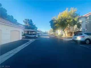 Photo #1: 2572398 Listing 