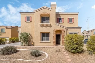 Photo #3: 2572407 Listing