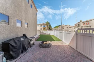 Photo #4: 2572407 Listing