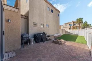 Photo #5: 2572407 Listing