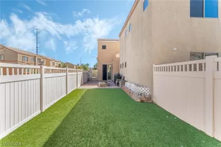 Photo #6: 2572407 Listing