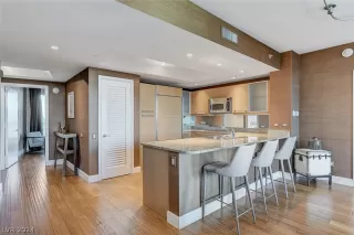 Photo #6: 2572412 Listing