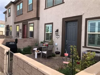 Photo #2: 2572434 Listing 