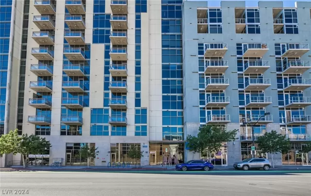 MLS: 2572449 Condo For Sale