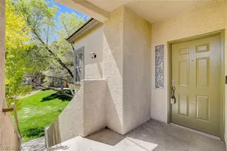 Photo #3: 2572452 Listing