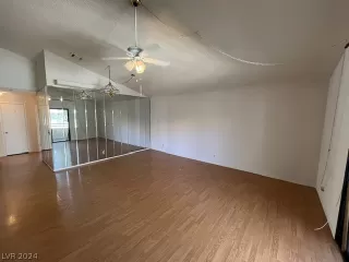 Photo #2: 2572487 Listing 