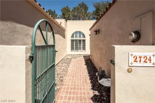 Photo #3: 2572524 Listing