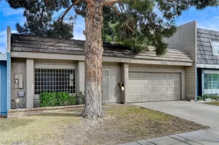 Photo #1: 2572531 Listing