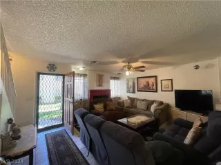 Photo #1: 2572540 Listing 