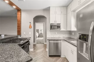 Photo #1: 2572596 Listing 