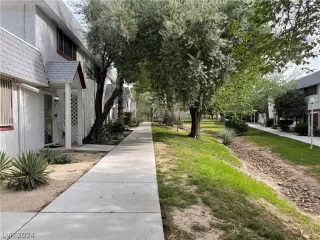 Photo #1: 2572662 Listing