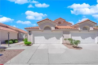 Photo #1: 2572685 Listing 