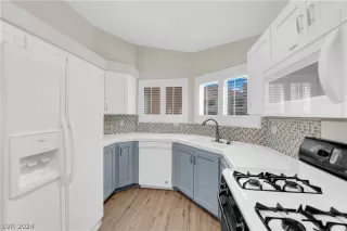 Photo #5: 2572685 Listing 