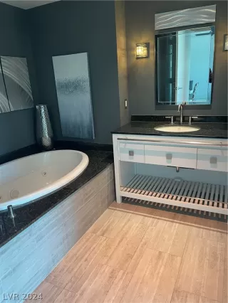Photo #5: 2572702 Listing 