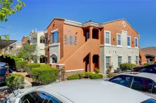 Photo #1: 2572703 Listing