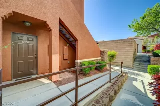 Photo #3: 2572703 Listing